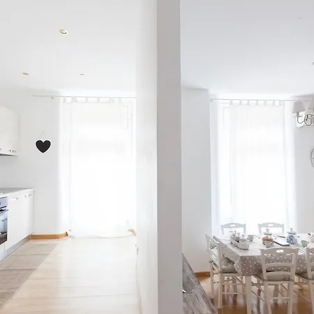 La Maison Des Fleurs Apartment Rome